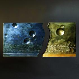  Angelo Rinaldi, Fasi Lunari, doppia scultura in bronzo patinato e lucido, h. cm. 23, anno 1999