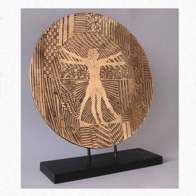  Angelo Rinaldi, Vitruvian man, scultura in bronzo a lieve stacciato con base in ottone, h. cm.50, anno 1998