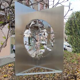 Angelo Rinaldi, Big Galaxy, scultura inacciaio stinato a mano, h.cm. 220x 130x130,anno 2010