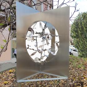 Angelo Rinaldi, Big Galaxy, scultura inacciaio stinato a mano, h.cm. 220x 130x130,anno 2010
