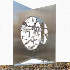 Angelo Rinaldi, Big Galaxy, scultura inacciaio stinato a mano, h.cm. 220x 130x130,anno 2010